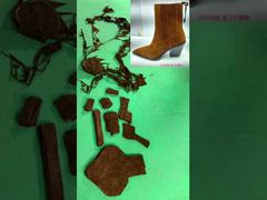 Echtes Lederschneiden1