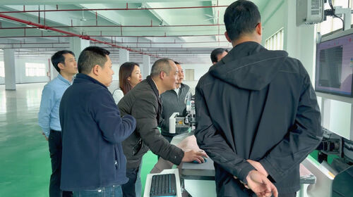 Neueste Unternehmensnachrichten über Top 10 Hersteller von Schuhschneidemaschinen