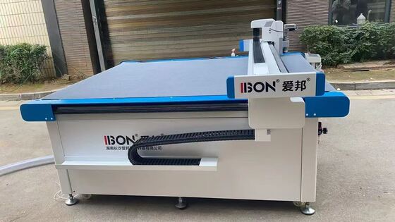 Guter Preis Auto-Sitzleder-Schneidemaschine Online